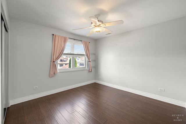 6051 N Marmora Avenue, Chicago, IL 60646