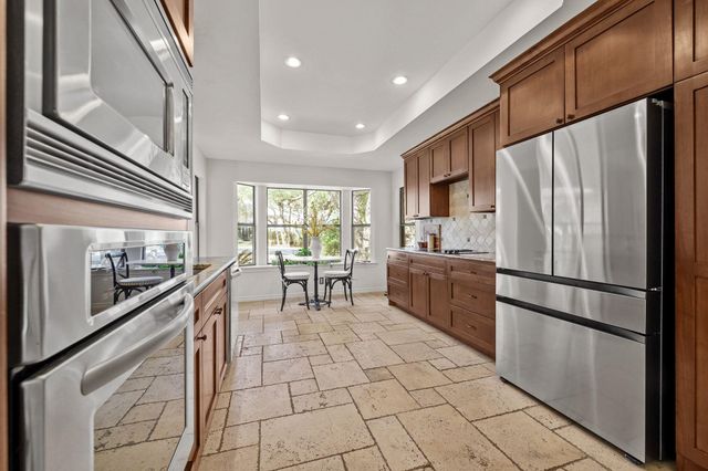 622 Robin Dale DR, Lakeway, TX 78734