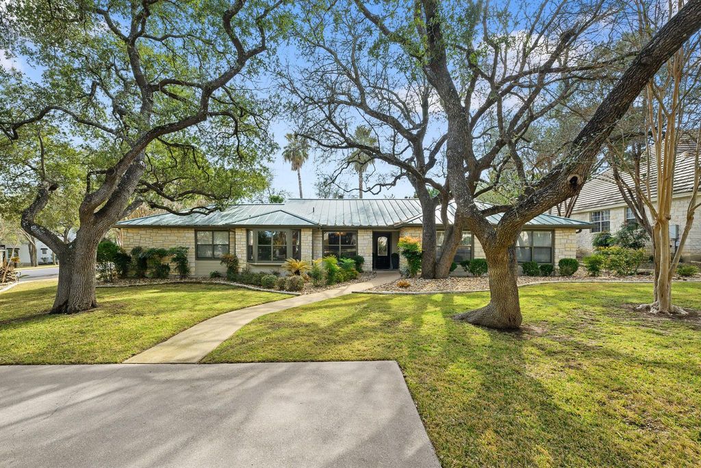 622 Robin Dale DR, Lakeway, TX 78734