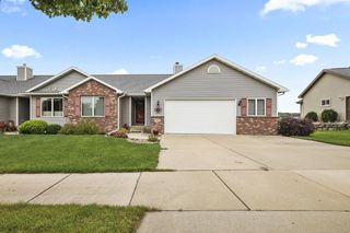 402 Matterhorn Drive, Verona, WI 53593