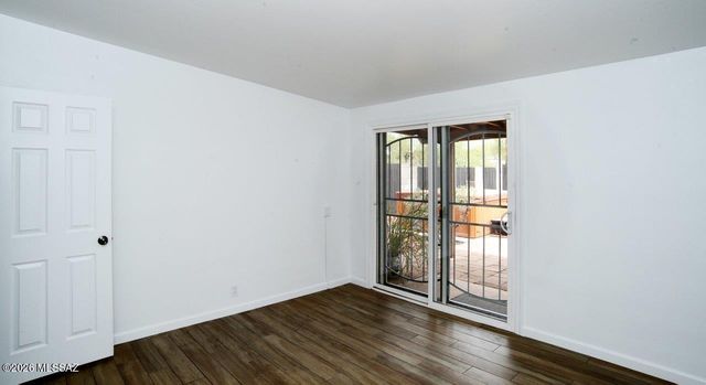 6120 N Pomona Road, Tucson, AZ 85704