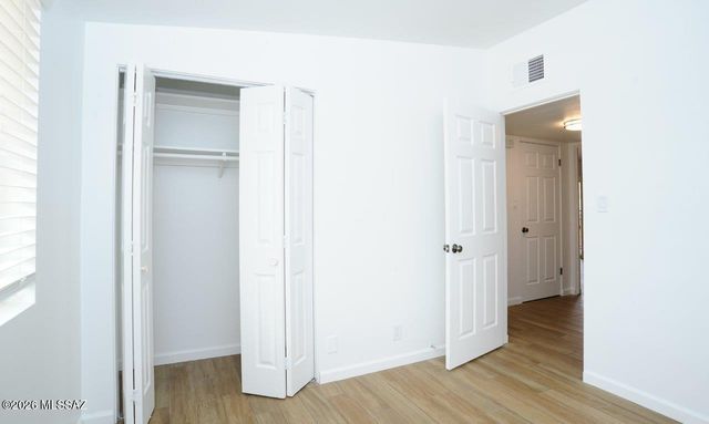 6120 N Pomona Road, Tucson, AZ 85704