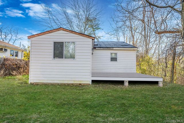 24485 Main Road, Mattituck, NY 11935