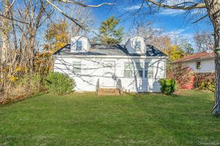 24485 Main Road, Mattituck, NY 11935