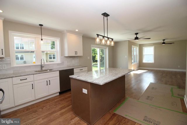 5284 MERGANSER WAY, Bensalem, PA 19020