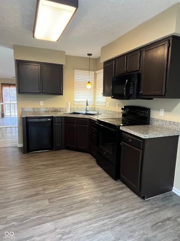 2914 Inverrary Court, Indianapolis, IN 46234