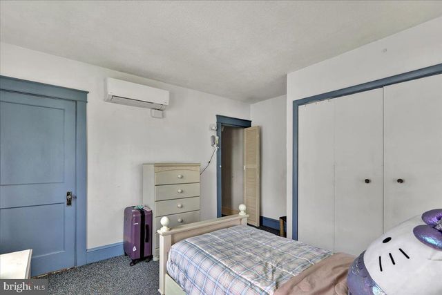 47 W LINCOLN AVE, Lititz, PA 17543