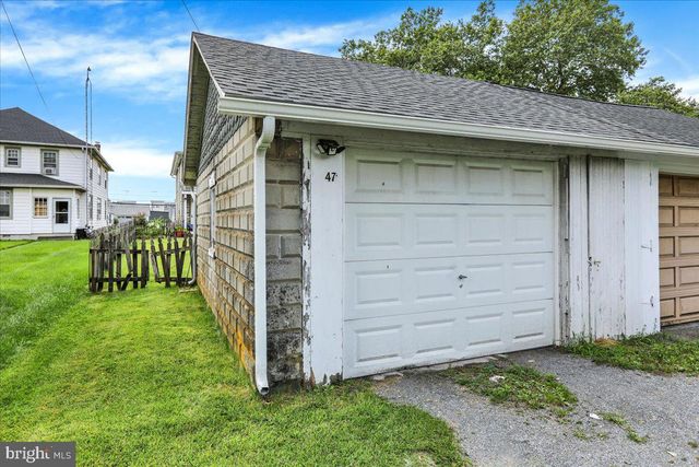 47 W LINCOLN AVE, Lititz, PA 17543