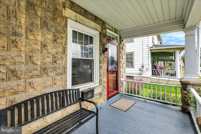 47 W LINCOLN AVE, Lititz, PA 17543