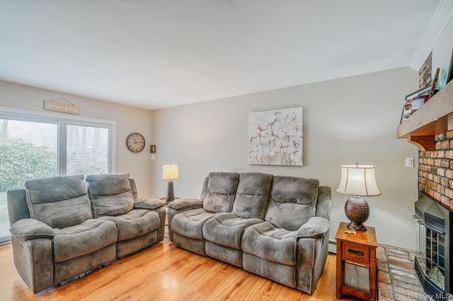 3 Meroke Lane, Rocky Point, NY 11778