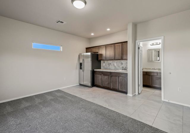 1800 BLANCA PEAK Trail NE, Rio Rancho, NM 87144