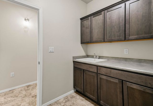 1800 BLANCA PEAK Trail NE, Rio Rancho, NM 87144