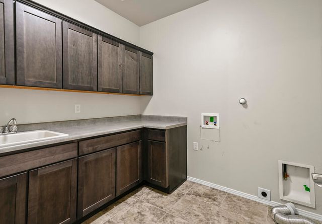 1800 BLANCA PEAK Trail NE, Rio Rancho, NM 87144