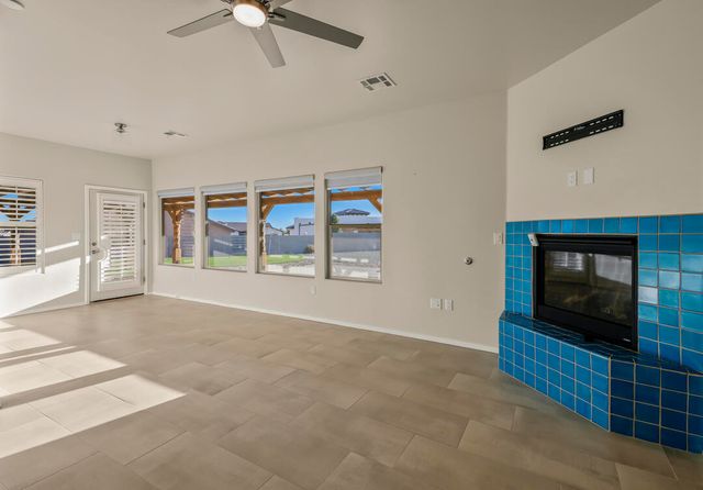 1800 BLANCA PEAK Trail NE, Rio Rancho, NM 87144