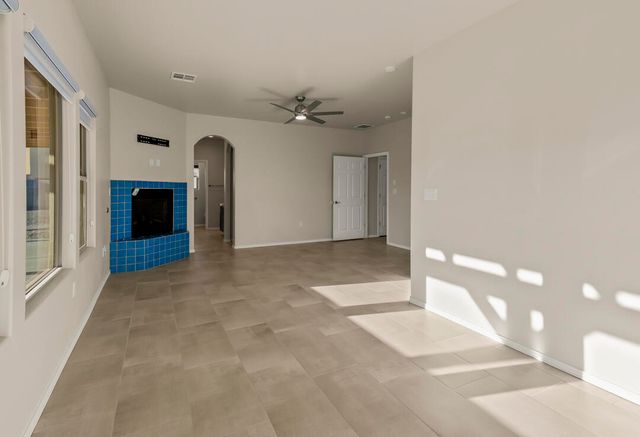 1800 BLANCA PEAK Trail NE, Rio Rancho, NM 87144