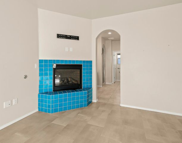 1800 BLANCA PEAK Trail NE, Rio Rancho, NM 87144