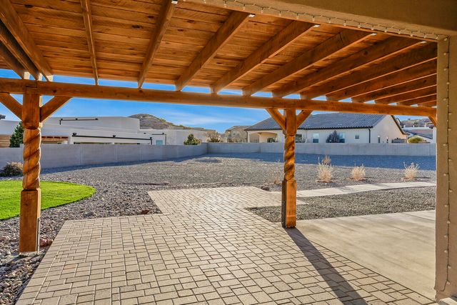 1800 BLANCA PEAK Trail NE, Rio Rancho, NM 87144