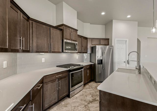 1800 BLANCA PEAK Trail NE, Rio Rancho, NM 87144