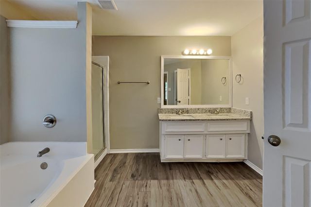 26873 Manor Falls Drive, Kingwood, TX 77339