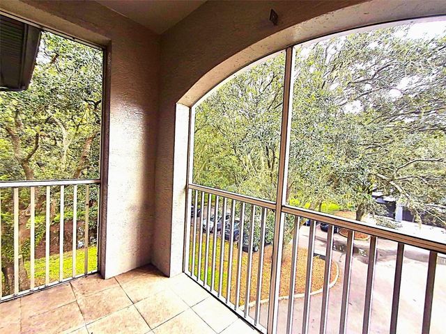 13304 SANCTUARY COVE 303, Tampa, FL 33637