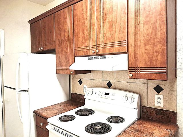 13304 SANCTUARY COVE 303, Tampa, FL 33637
