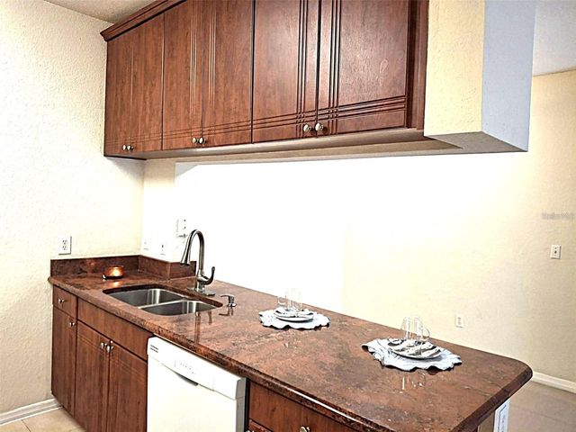 13304 SANCTUARY COVE 303, Tampa, FL 33637