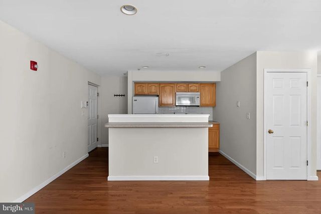 1521 N 15TH ST, Philadelphia, PA 19121