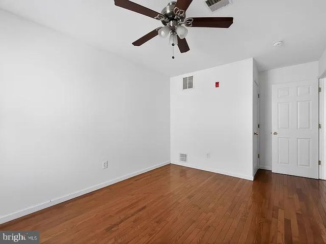 1521 N 15TH ST, Philadelphia, PA 19121