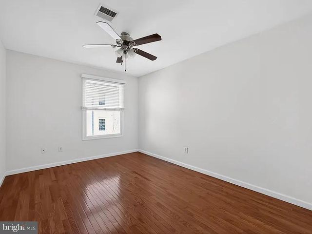 1521 N 15TH ST, Philadelphia, PA 19121