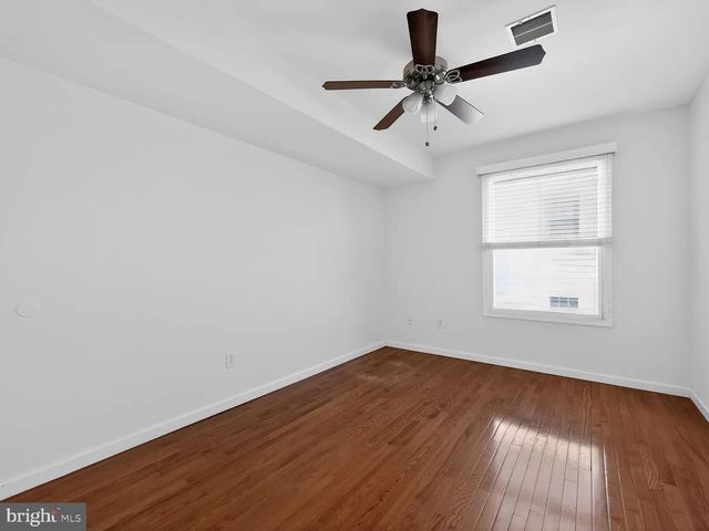 1521 N 15TH ST, Philadelphia, PA 19121