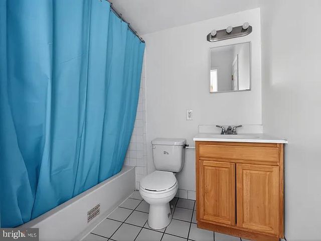 1521 N 15TH ST, Philadelphia, PA 19121