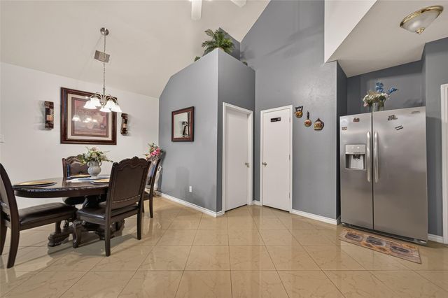 1006 Cove Crest Trail, Fresno, TX 77545
