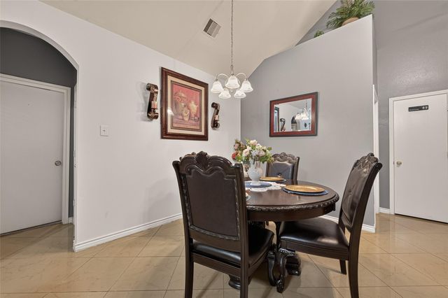 1006 Cove Crest Trail, Fresno, TX 77545
