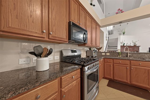 1006 Cove Crest Trail, Fresno, TX 77545