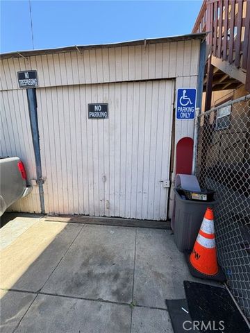 617 West 3rd Street, Long Beach, CA 90802