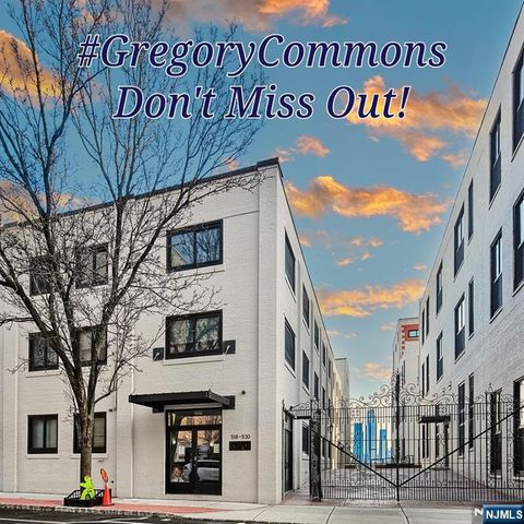 518-536 Gregory A425, Weehawken, NJ 07086