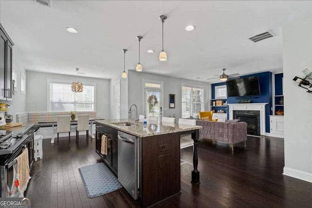 2100 Drew Drive NW, Atlanta, GA 30318