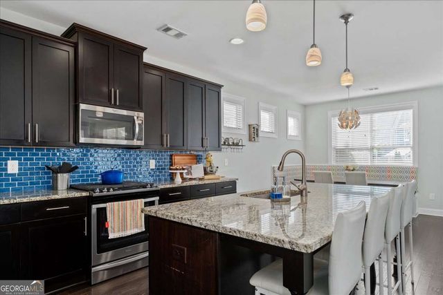 2100 Drew Drive NW, Atlanta, GA 30318