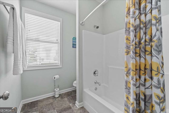 2100 Drew Drive NW, Atlanta, GA 30318