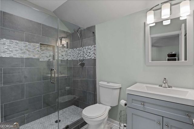 2100 Drew Drive NW, Atlanta, GA 30318