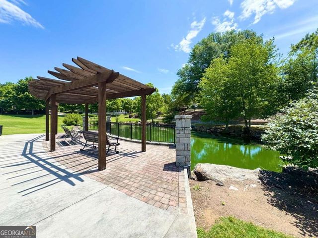 2100 Drew Drive NW, Atlanta, GA 30318