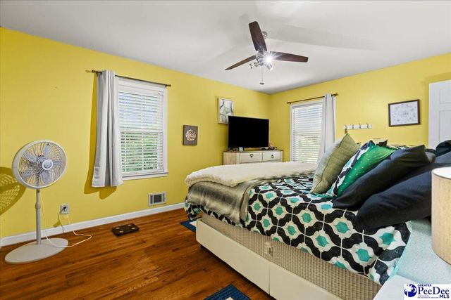 302 Wakefield Drive, Hartsville, SC 29550