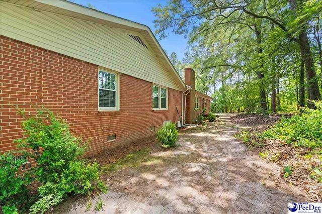 302 Wakefield Drive, Hartsville, SC 29550