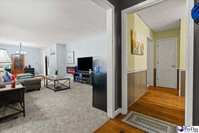 302 Wakefield Drive, Hartsville, SC 29550