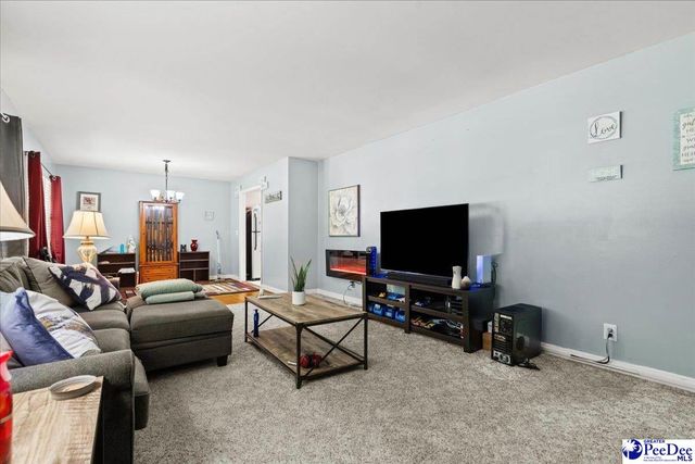302 Wakefield Drive, Hartsville, SC 29550