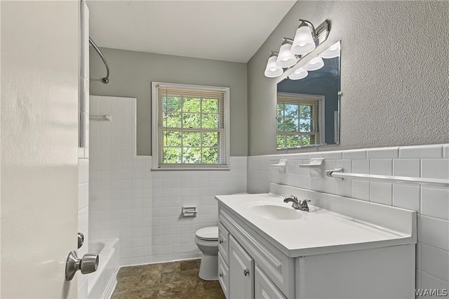 3204 45TH, Tuscaloosa, AL 35405
