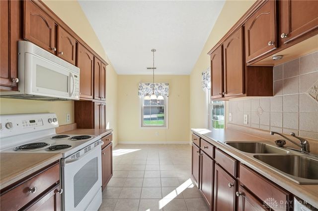 2571 Vinny Drive, Middletown, OH 45044