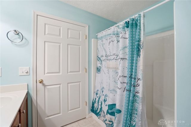 2571 Vinny Drive, Middletown, OH 45044