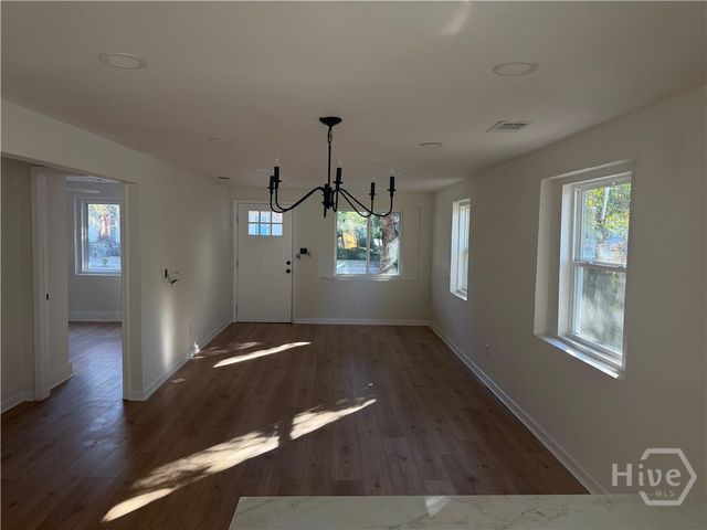 614 W 38th Street, Savannah, GA 31415