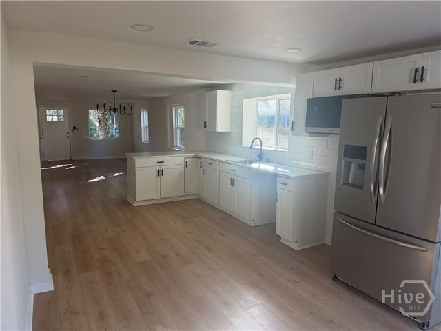 614 W 38th Street, Savannah, GA 31415